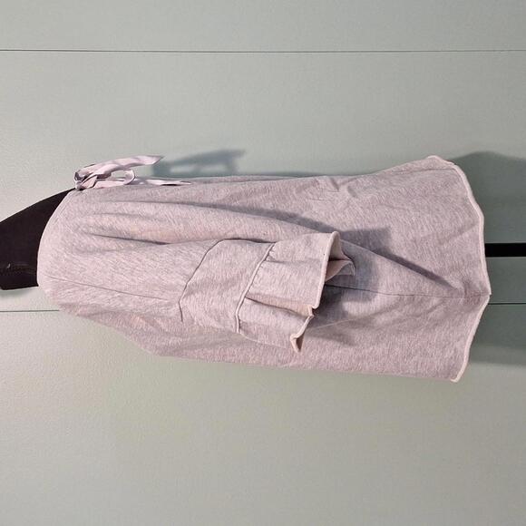 Sanctuary Gray Ruffle Sleeve Short Sleeve Top Size Xl - Picture 2 of 5